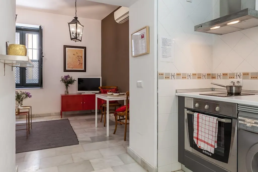 Apartamentos Mariscal Seville 0*,