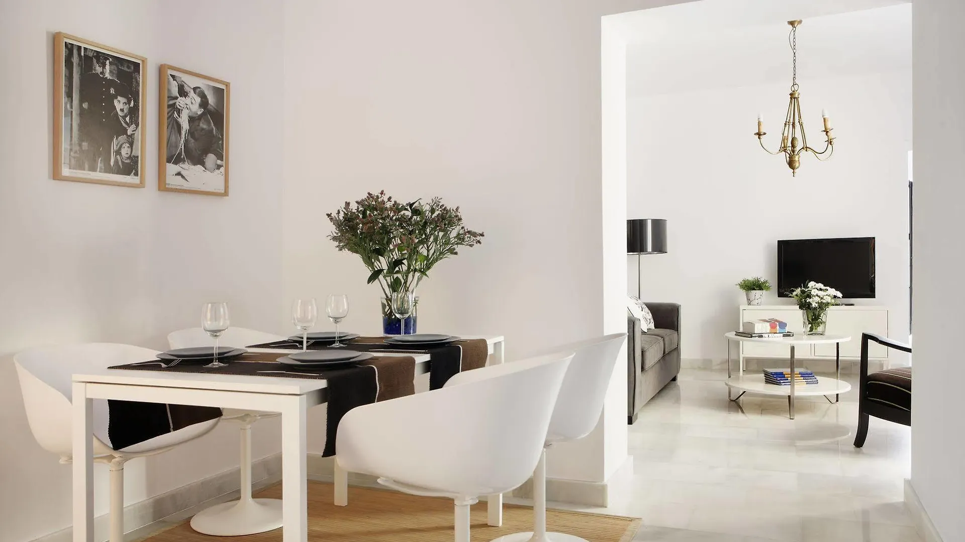 Apartamentos Mariscal Sevilla 0*,