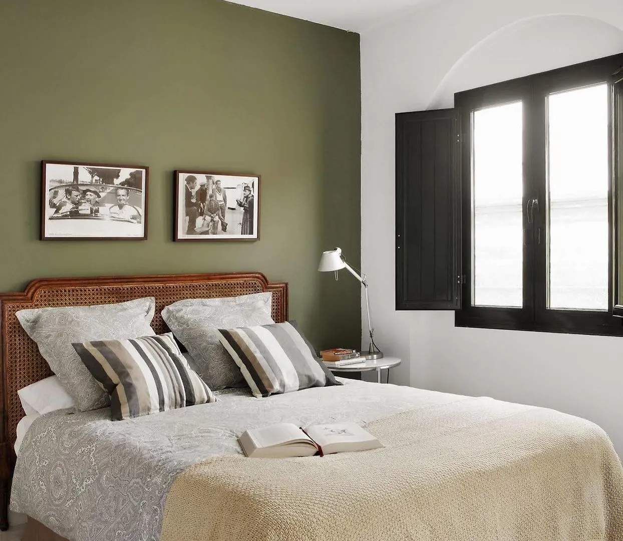 Apartamentos Mariscal Sevilla 0*,  España
